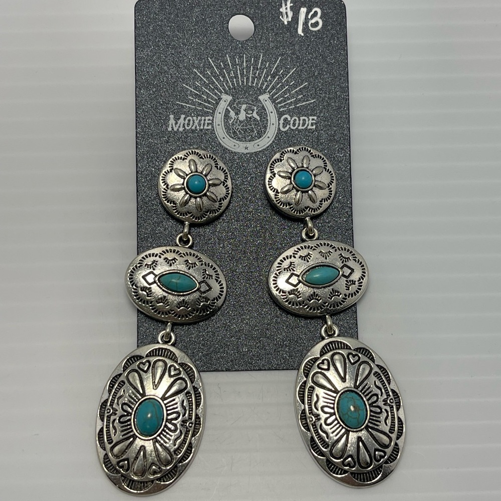 Western Boho Dangle Fashion earrings with Turquoise colored stone